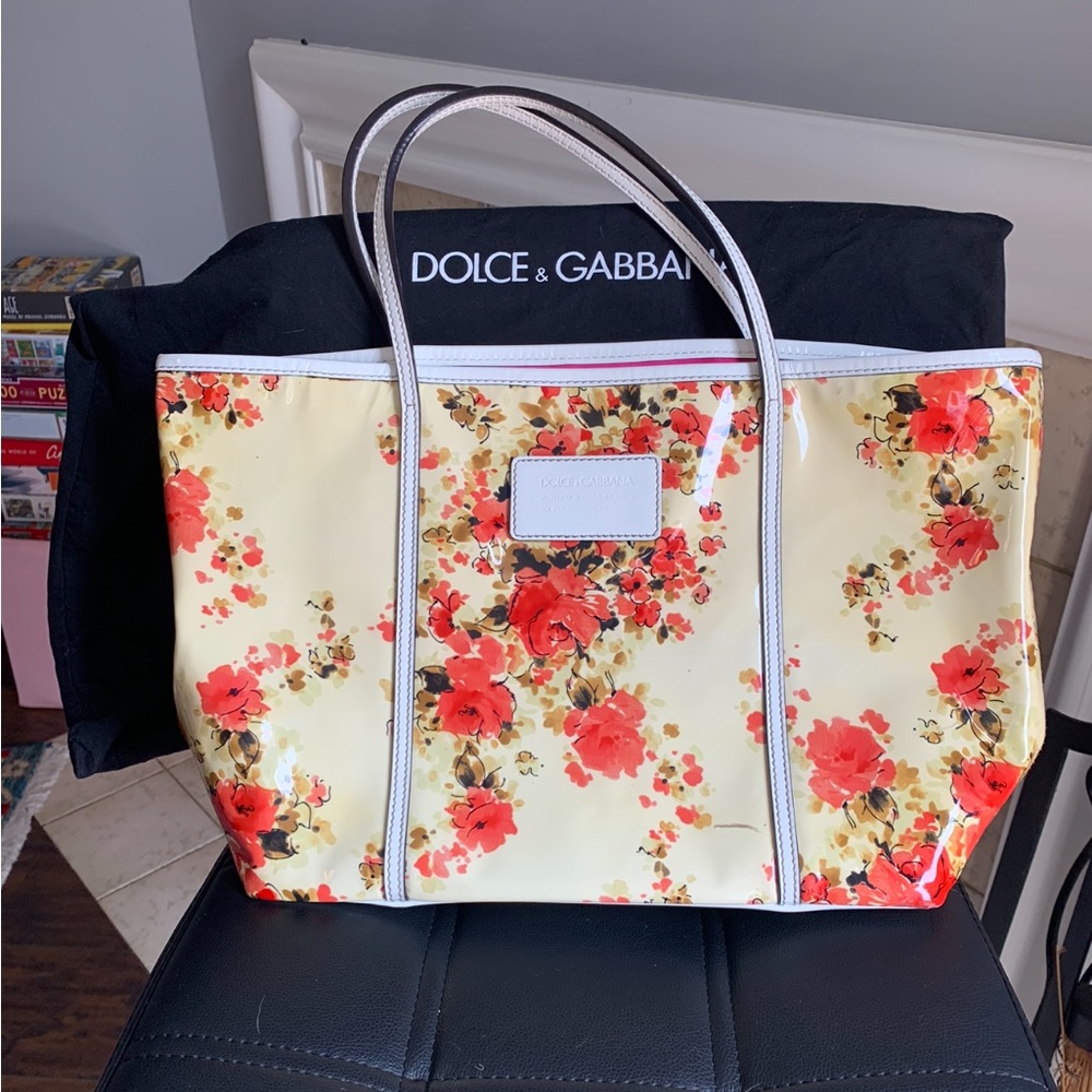 Vintage Dolce and Gabbana Miss Escape patent leather floral tote EUC
